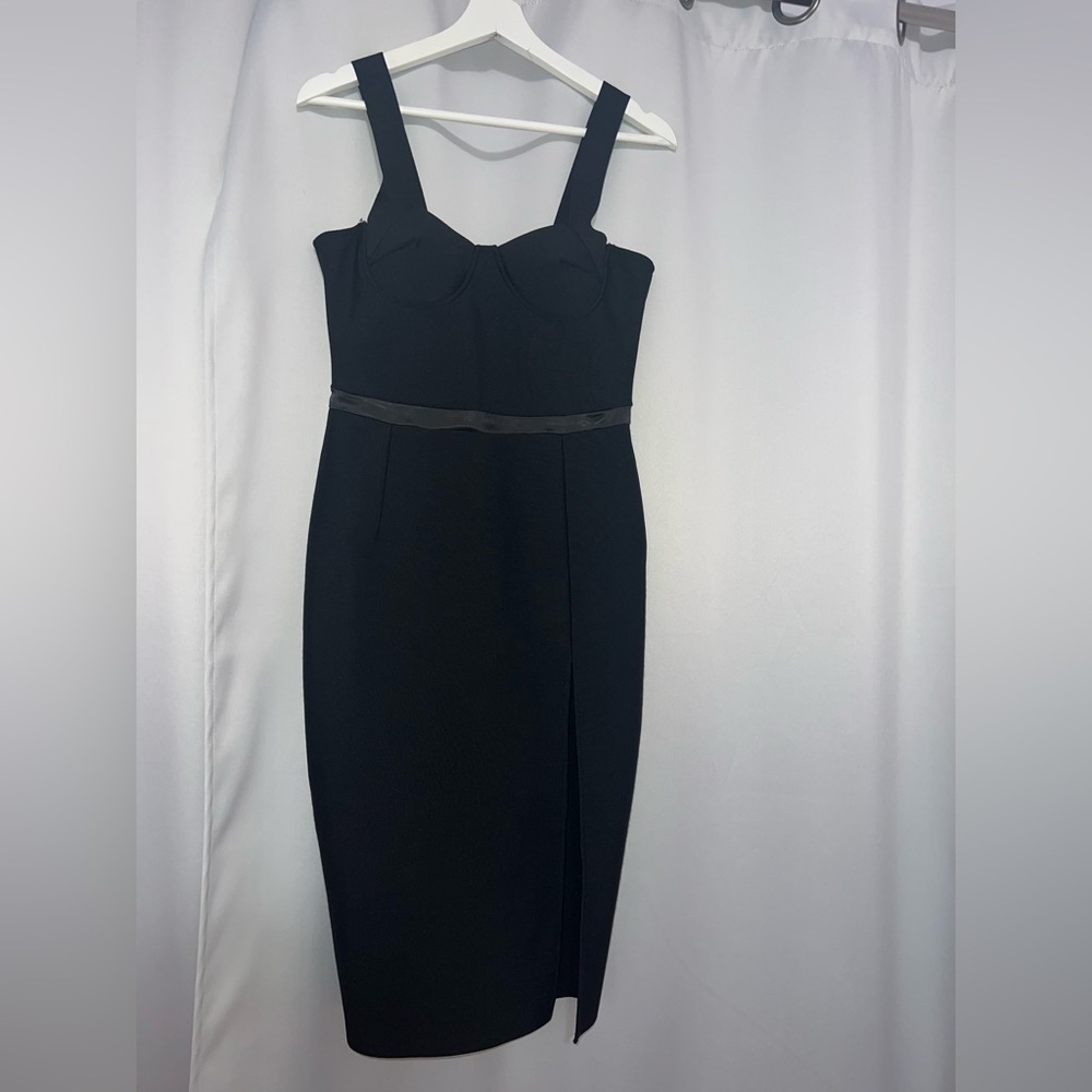 Bodycon Bandage black midi dress NEVER WORN